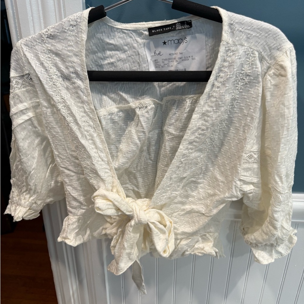 Black Tape Ivory Textured Tie-Front Blouse